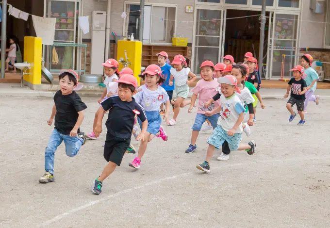 園の1日【3・4・5歳児（以上児）】③体操イメージ写真